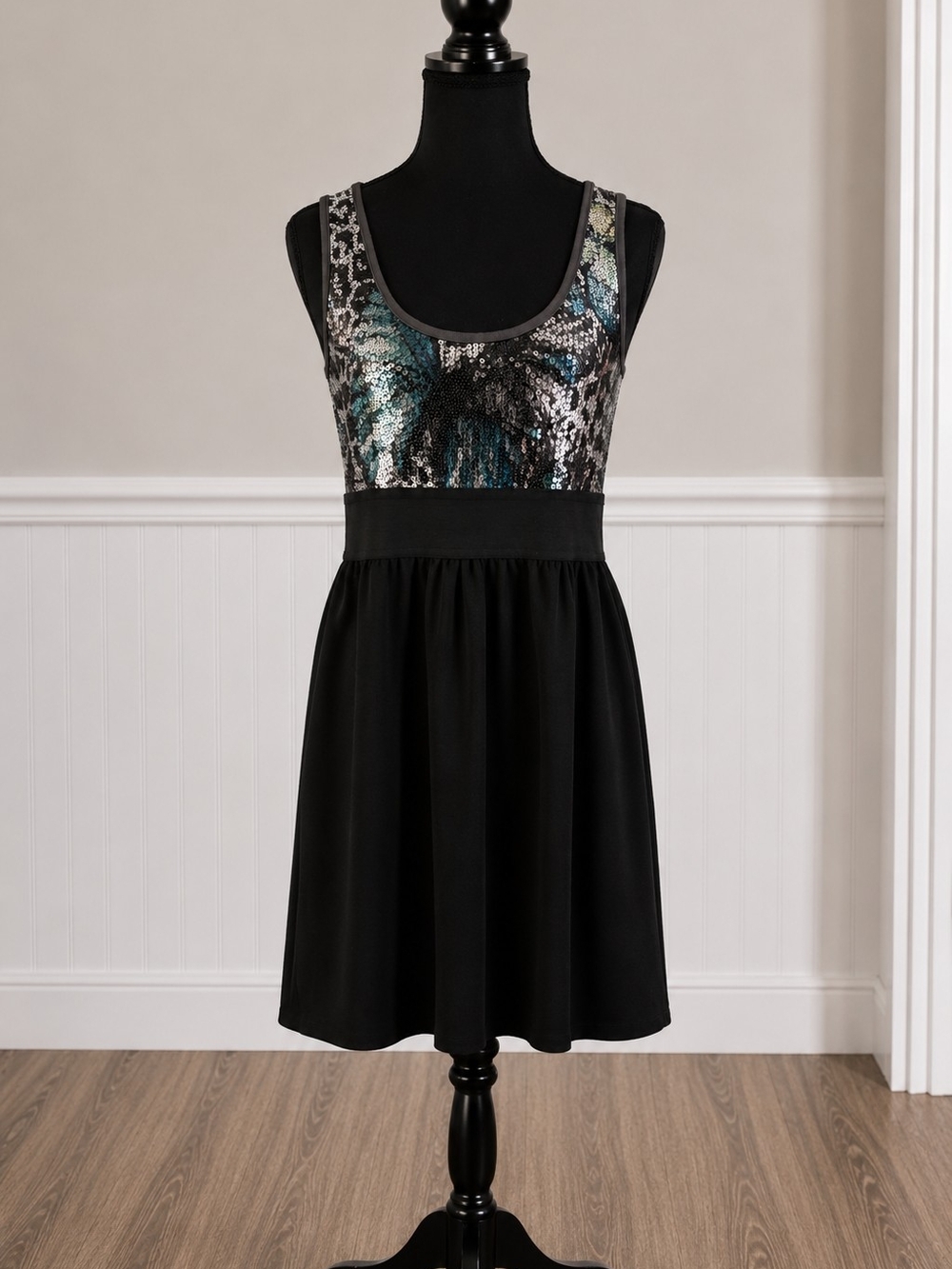 🆂🅰🅻🅴•M. Fasis By California Blue Sequined Scoop Neck Black Dress